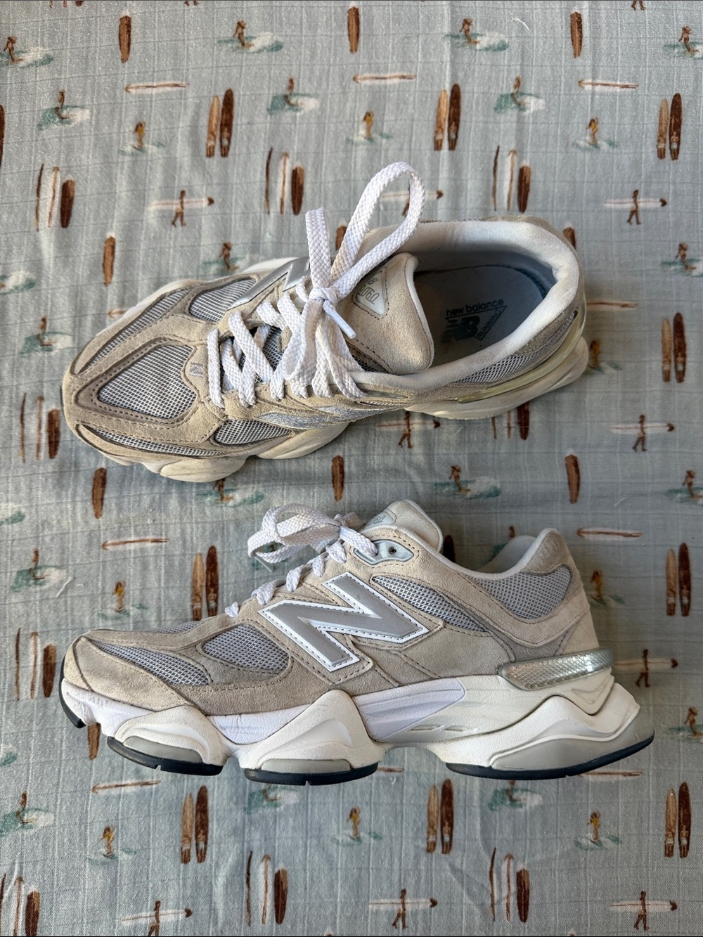 New Balance Gender Inclusive 9060 Sneaker — Beige combo